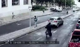 电车事件最新爆料新闻,最新爆料揭露惊人内幕